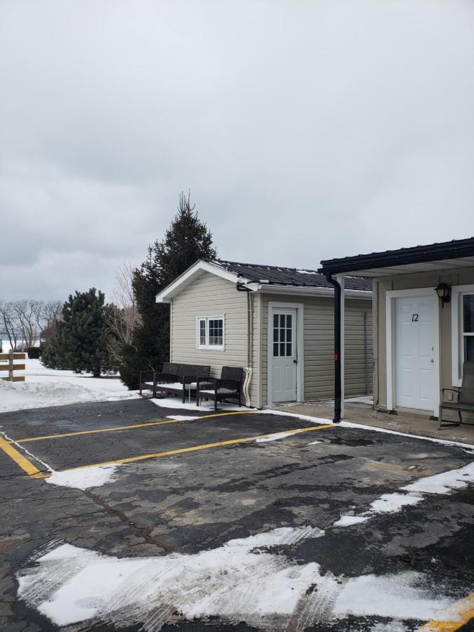Lakeview Motel & Cottage 킨카딘 외부 사진