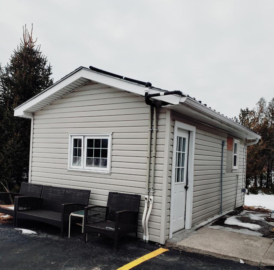 Lakeview Motel & Cottage 킨카딘 외부 사진