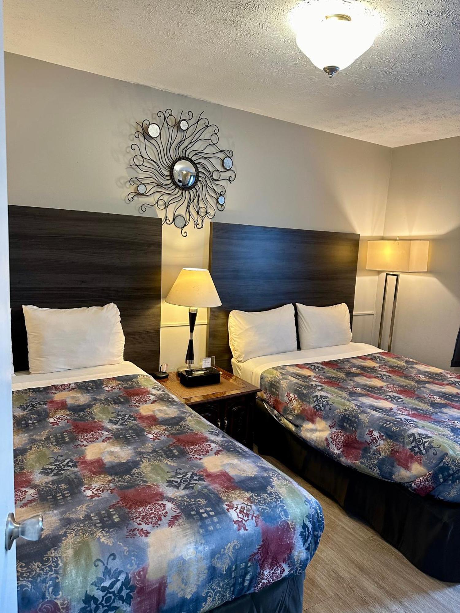Lakeview Motel & Cottage 킨카딘 외부 사진