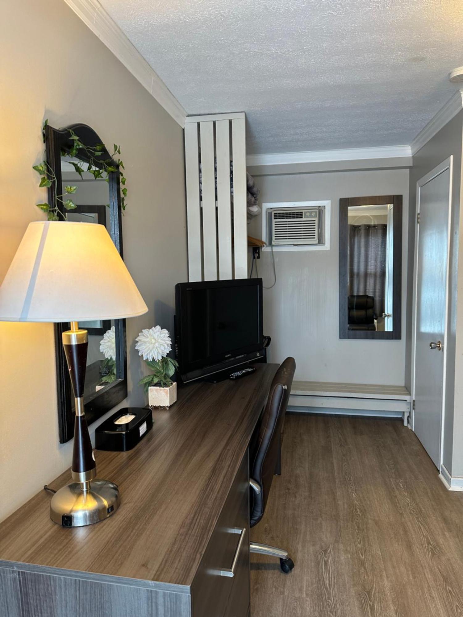 Lakeview Motel & Cottage 킨카딘 외부 사진
